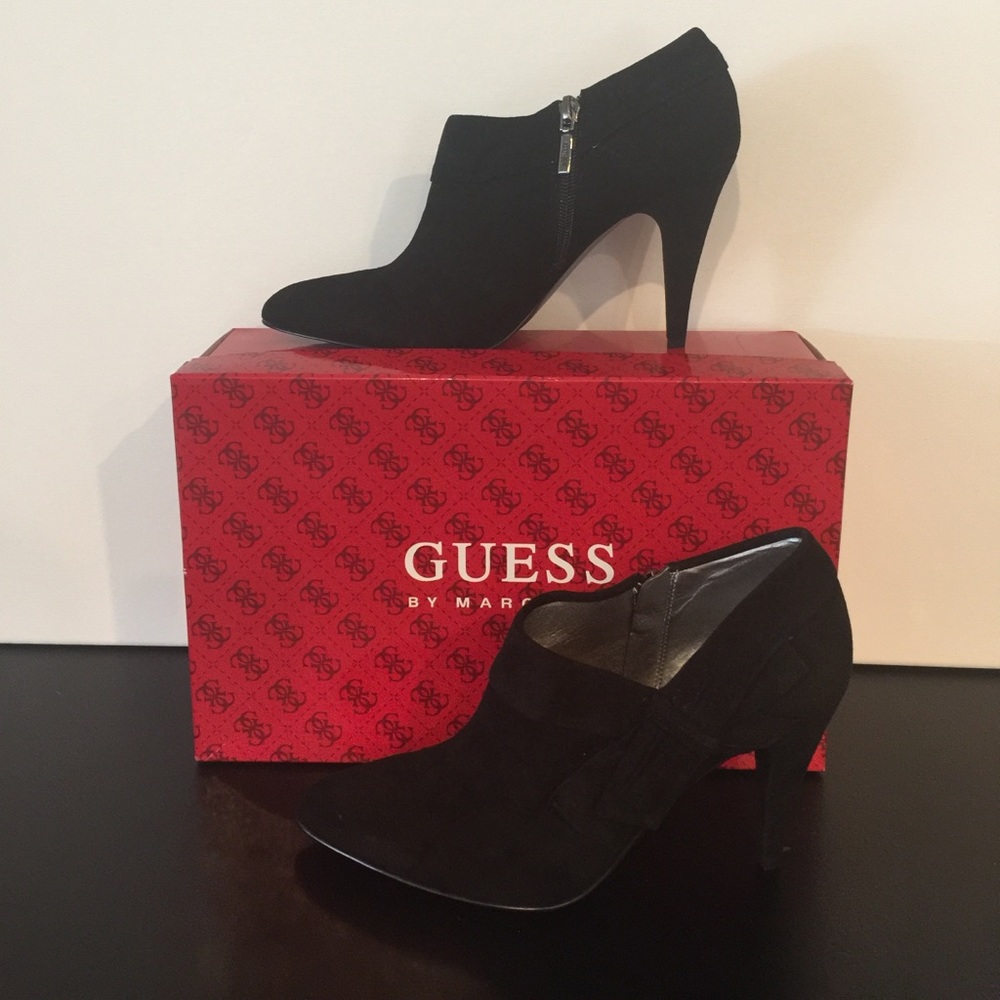 Guess Black Suede Booties w Inside Zips NEW Sz 8.5